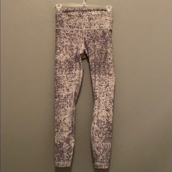 Lululemon Leggings - Picture 3 of 5